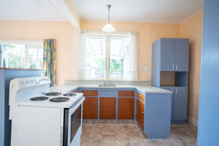 Photo of property in 10 Matamau Street, Palmerston North, 4414