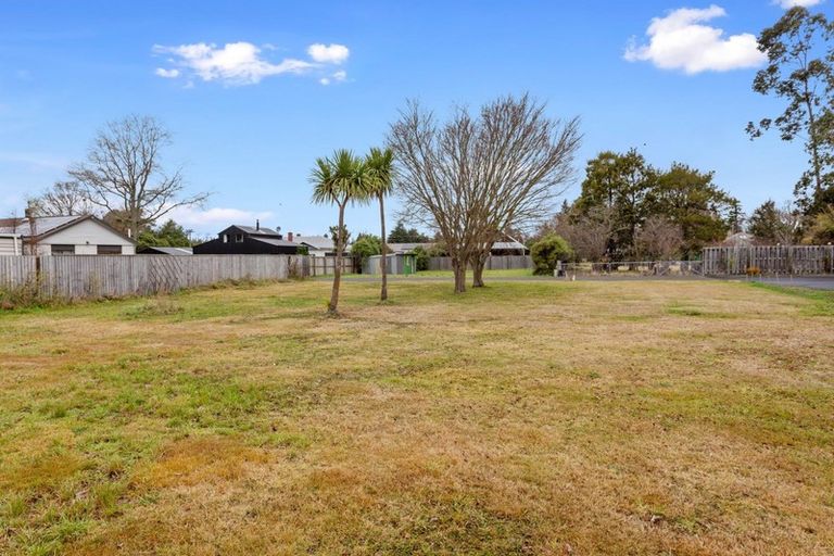 Photo of property in 139c High Street, Oxford, 7430