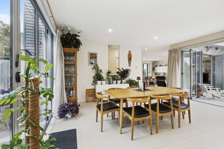 Photo of property in 3 Steeple Lane, Seatoun, Wellington, 6022