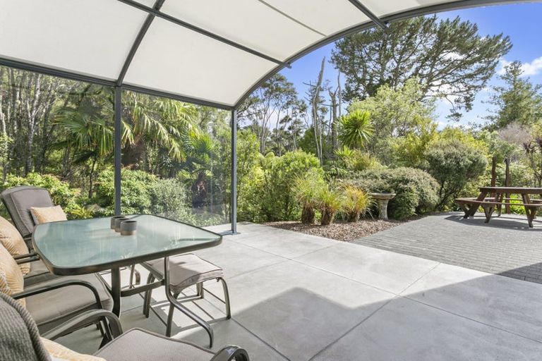 Photo of property in 11 Amber Glen, Albany, Auckland, 0632