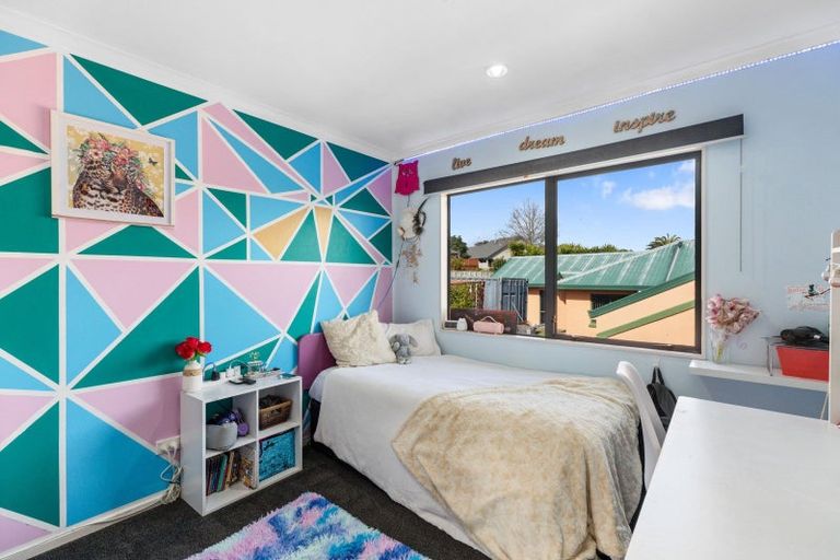 Photo of property in 66 Village Park Drive, Welcome Bay, Tauranga, 3112