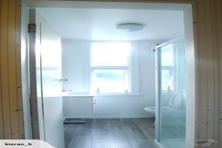 Photo of property in 120 Harbour Terrace, North Dunedin, Dunedin, 9016