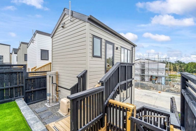 Photo of property in 30 Toetoe Street, Westgate, Auckland, 0814