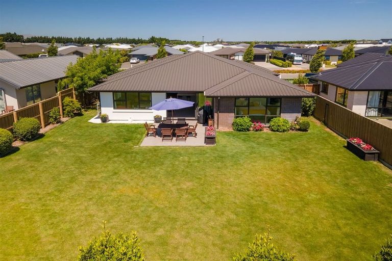 Photo of property in 85 Shillingford Boulevard, Rolleston, 7615