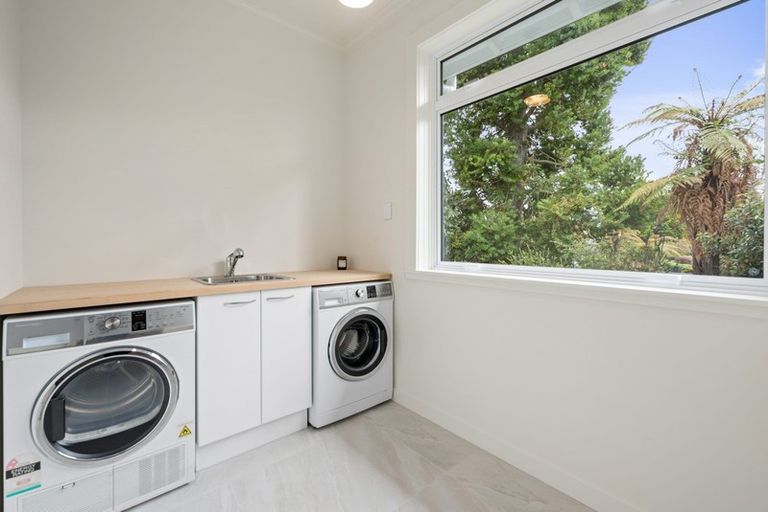 Photo of property in 17 Sophia Street, Glenholme, Rotorua, 3010