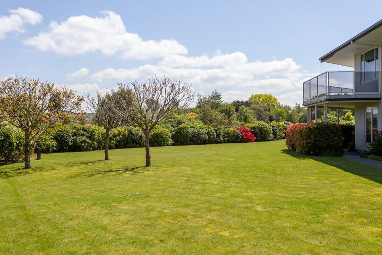Photo of property in 19 Magnolia Rise, Waipahihi, Taupo, 3330
