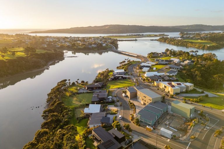 Photo of property in 30 Rangitahi Road, Raglan, 3225