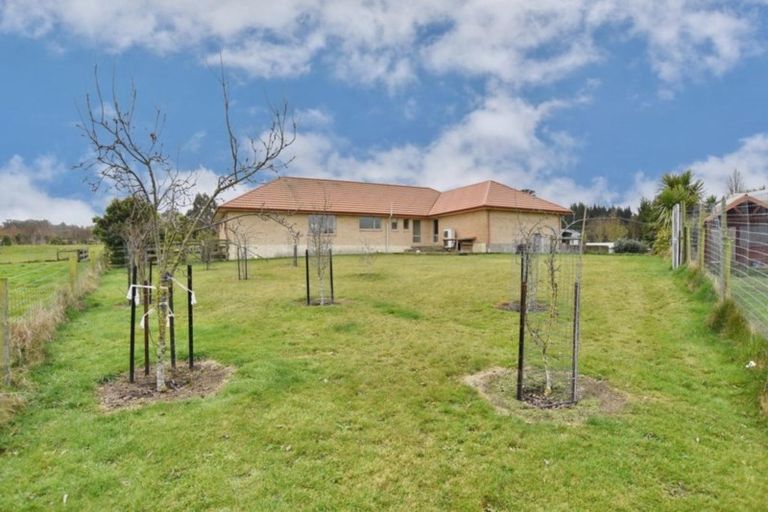 Photo of property in 12 Fergus Road, Loburn, Rangiora, 7472