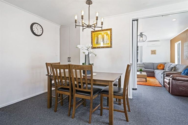 Photo of property in 295a Weymouth Road, Weymouth, Auckland, 2103