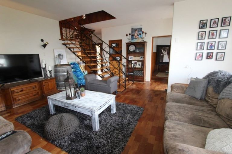 Photo of property in 23 Edward Street, Pahiatua, 4910