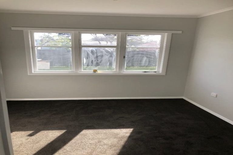 Photo of property in 27 Harwood Crescent, Otara, Auckland, 2023