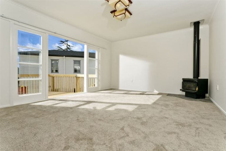 Photo of property in 89 Stanley Road, Glenfield, Auckland, 0629
