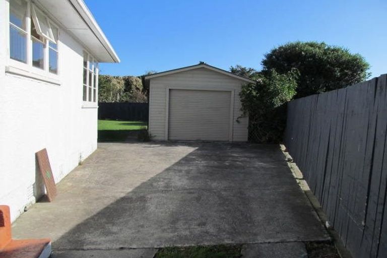 Photo of property in 10 Matene Place, Otaki, 5512