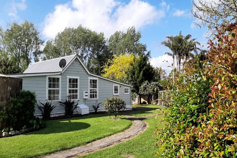 Photo of property in 15b Pearson Street, Mangawhai, 0505