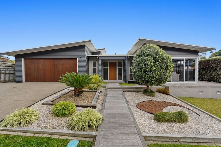 Photo of property in 27 The Fairway, Whakatane, 3120