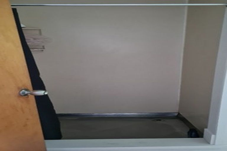 Photo of property in 1/21 Capricorn Place, Browns Bay, Auckland, 0630