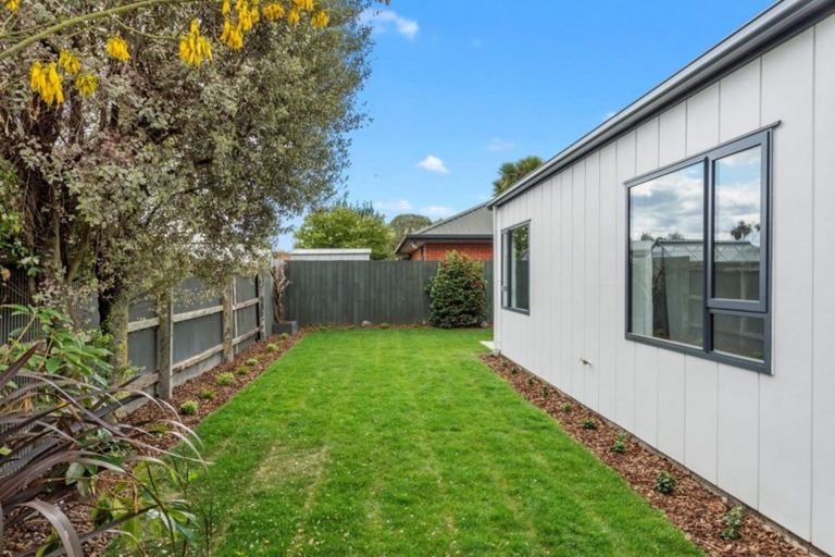 Photo of property in 49c Ayers Street, Rangiora, 7400