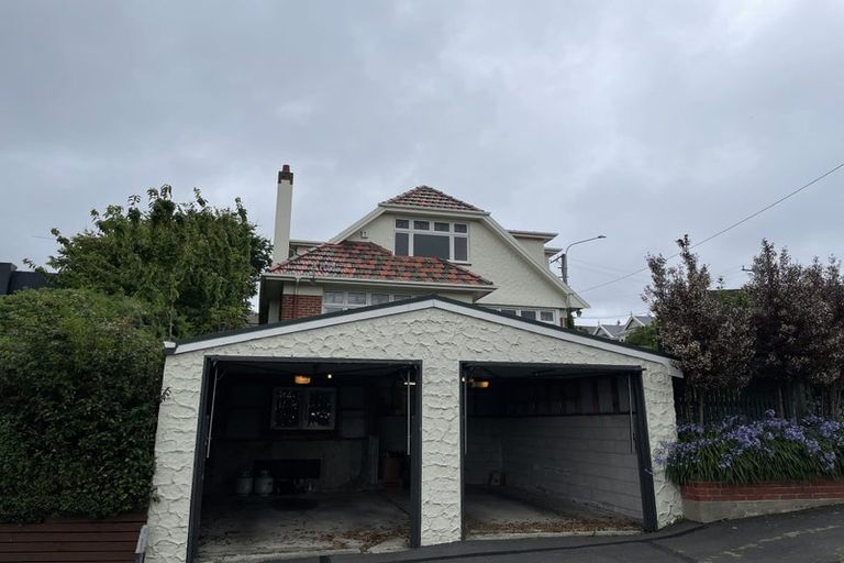 Photo of property in 1 Ross Street, Roslyn, Dunedin, 9011