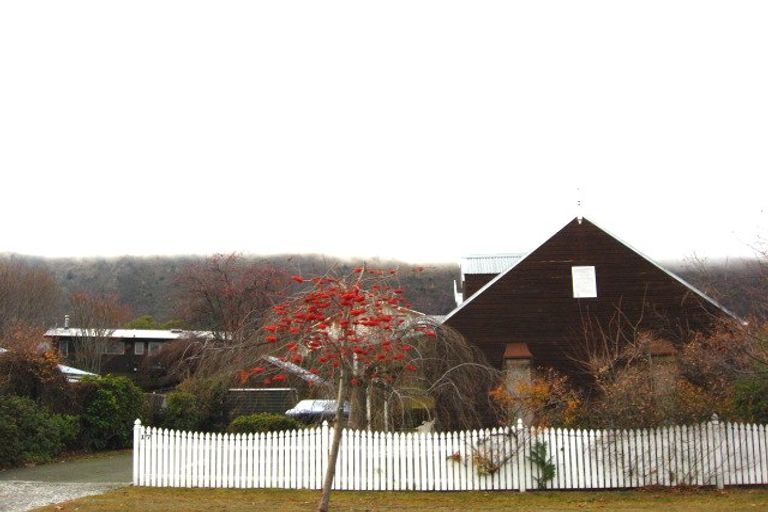 Photo of property in 17 Adamson Drive, Arrowtown, 9302