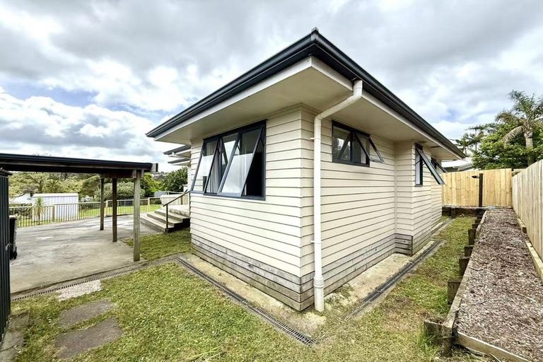Photo of property in 13a Mawney Road, Henderson, Auckland, 0610