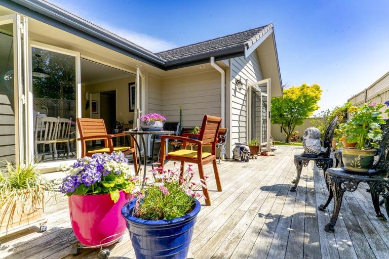 Photo of property in 6 Crosby Street, Havelock North, 4130