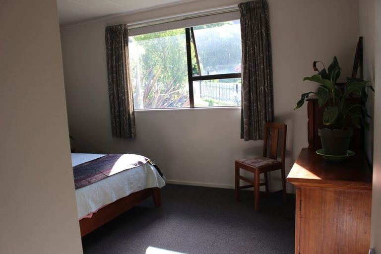 Photo of property in 1 Webster Place, Picton, 7220