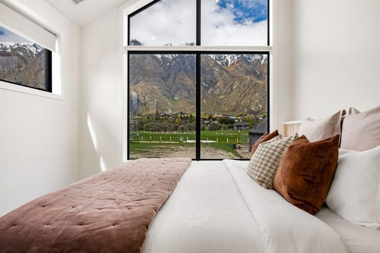 Photo of property in 4 Taurus Lane, Jacks Point, 9371