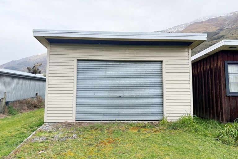Photo of property in 5086 Makarora-lake Hawea Road, Makarora, Wanaka, 9382