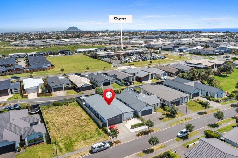 Photo of property in 106 Coast Boulevard, Papamoa Beach, Papamoa, 3118