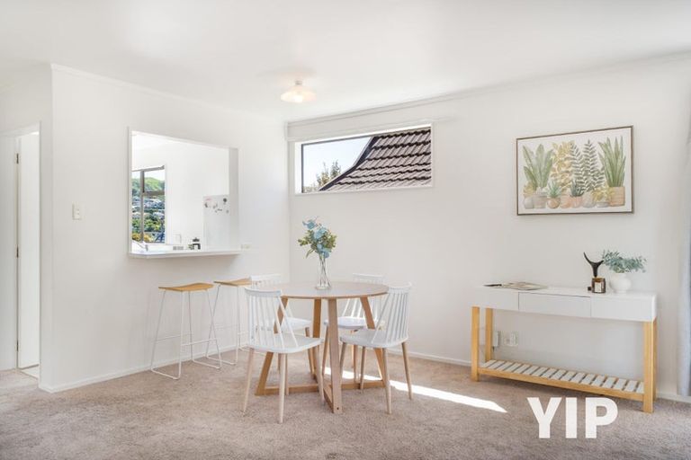 Photo of property in 2/46 Wingfield Place, Churton Park, Wellington, 6037