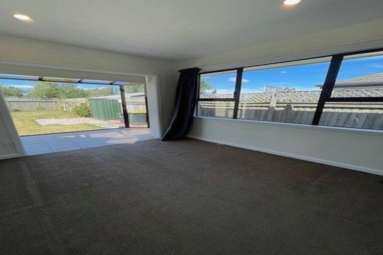 Photo of property in 18 Greenwood Close, Mairehau, Christchurch, 8013