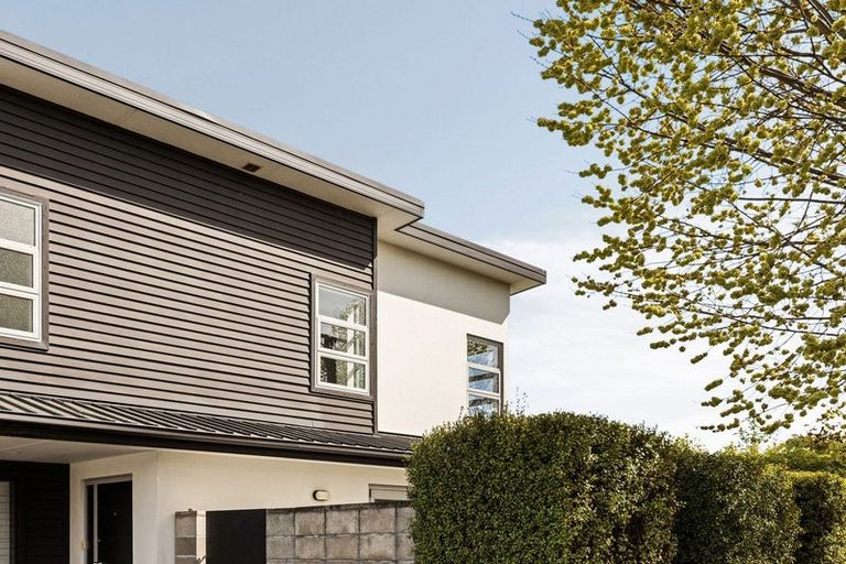 Photo of property in 25 Champion Street, Edgeware, Christchurch, 8013
