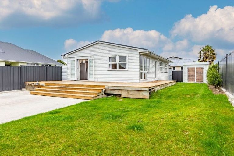 Photo of property in 32 Seddon Crescent, Marewa, Napier, 4110