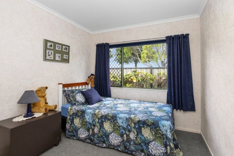 Photo of property in 10 Rosehill Way, Taradale, Napier, 4112