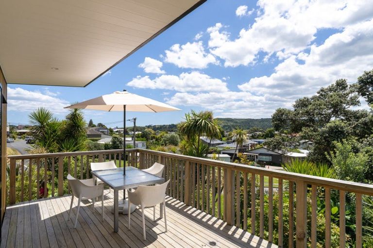 Photo of property in 37 Long Street, Raglan, 3225