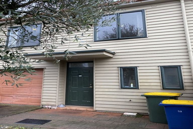 Photo of property in Tuscany Towers, 53/1 Ambrico Place, New Lynn, Auckland, 0600