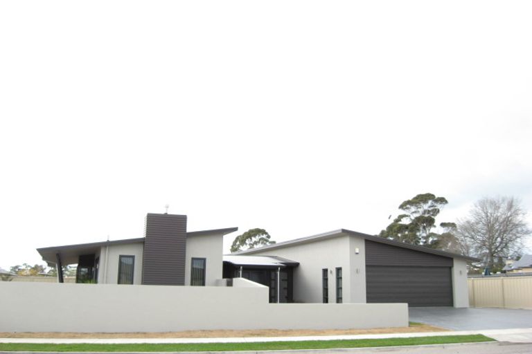 Photo of property in 93 Russell Robertson Drive, Havelock North, 4130