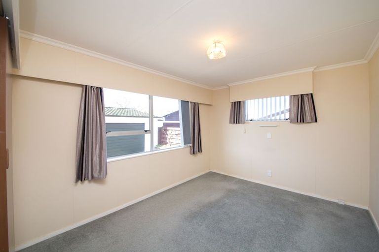 Photo of property in 5 Carter Crescent, Awapuni, Palmerston North, 4412