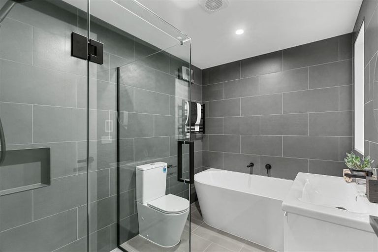 Photo of property in 49b Jeffreys Road, Bryndwr, Christchurch, 8052