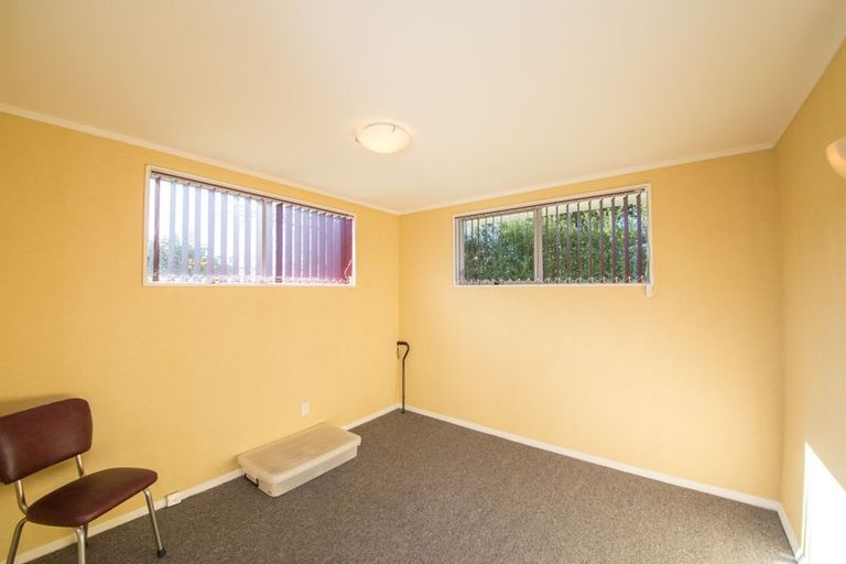 Photo of property in 5 Carter Crescent, Awapuni, Palmerston North, 4412