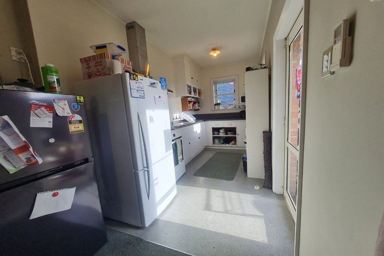 Photo of property in 17 Paeroa Street, Riccarton, Christchurch, 8041