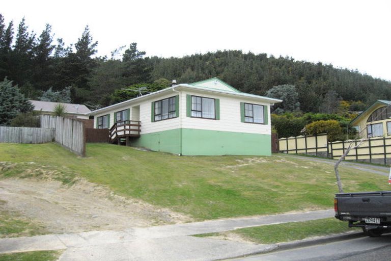 Photo of property in 58 Trelawney Road, Wainuiomata, Lower Hutt, 5014