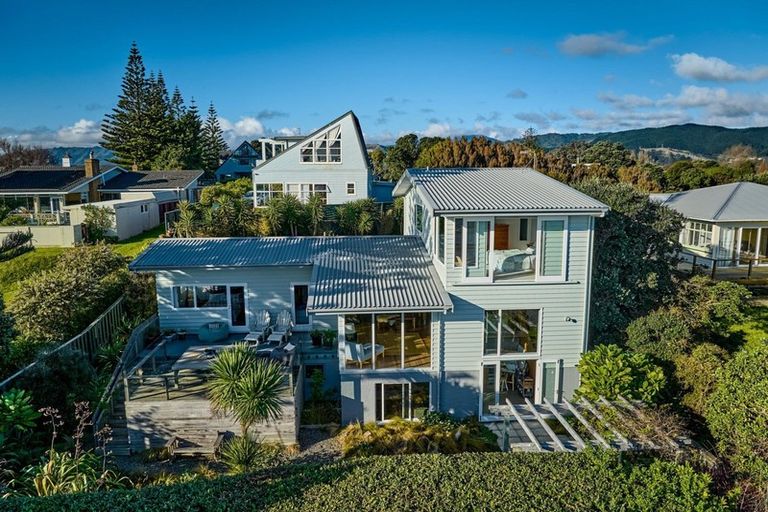 Photo of property in 18 Arawa Street, Raumati Beach, Paraparaumu, 5032