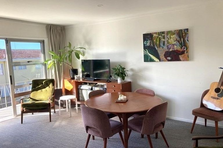 Photo of property in 7/45 Blockhouse Bay Road, Avondale, Auckland, 1026