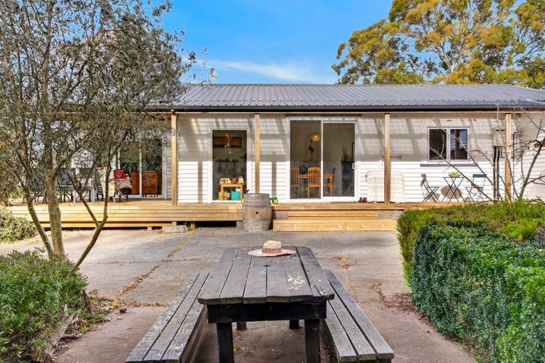 Photo of property in 992 Dartmoor Road, Puketapu, Napier, 4186