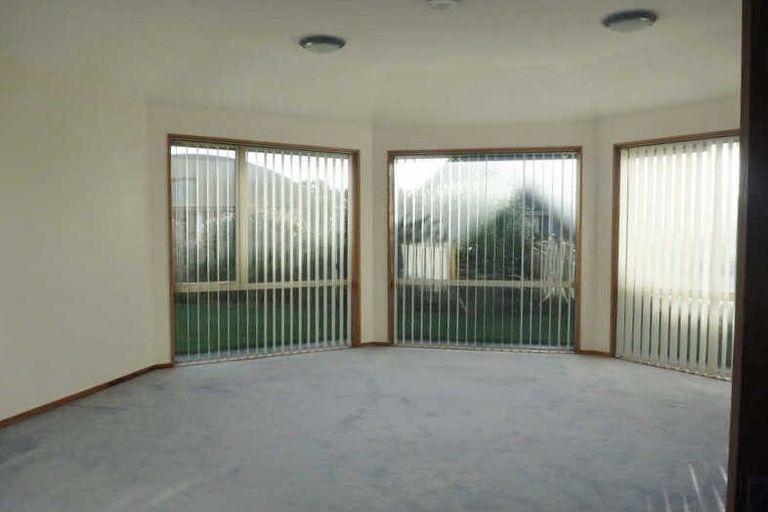 Photo of property in 31 Kotuku Crescent, Woolston, Christchurch, 8023