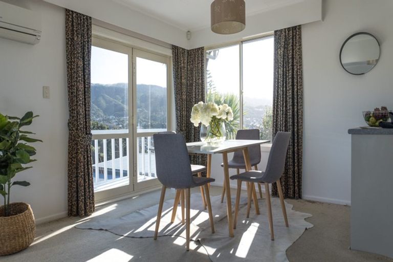 Photo of property in 3a Morgan Place, Tawa, Wellington, 5028