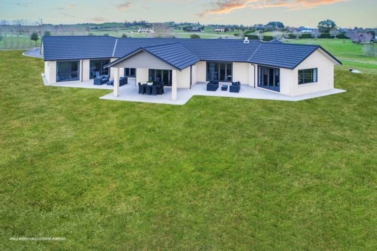 Photo of property in 80 Ewen Place, Karaka, Papakura, 2580