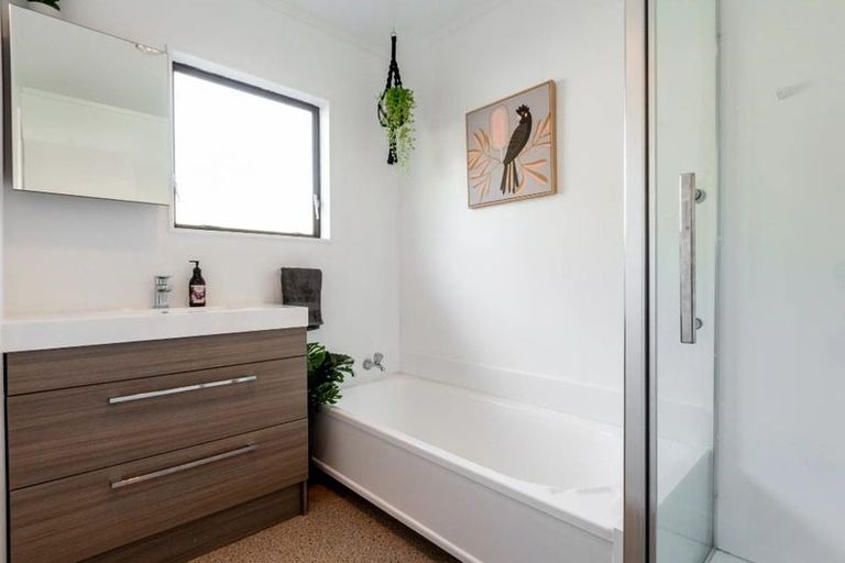 Photo of property in 5 Beveridge Place, Greenmeadows, Napier, 4112