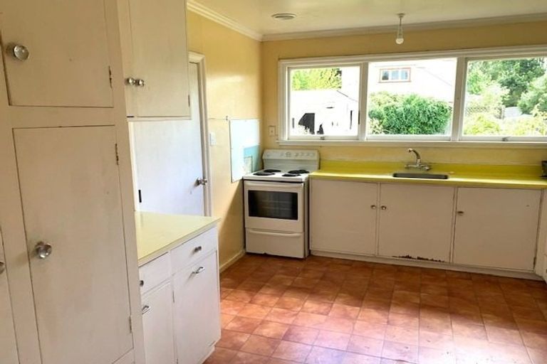 Photo of property in 5 Hanrahan Street, Upper Riccarton, Christchurch, 8041